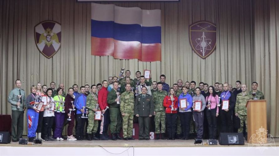Курганцы вошли в число победителей чемпионата Уральского округа Росгвардии по лыжным гонкам и служебному двоеборью