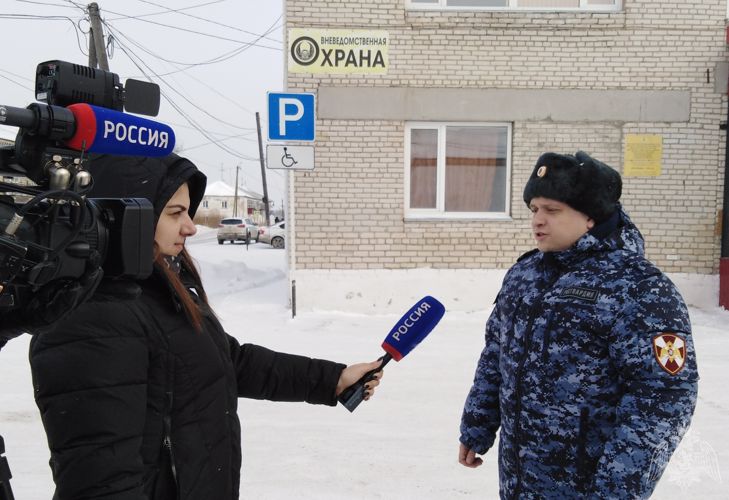 Журналисты телеканала "Россия.Курган" стали участниками профилактической операции Росгвардии (ВИДЕО)