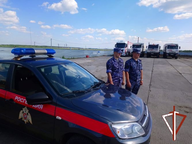 Росгвардейцы обеспечили безопасность участников международного ралли «Шелковый путь» в Курганской области