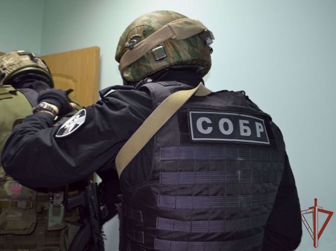 При содействии Росгвардии в Кургане задержаны подозреваемые в продаже фиктивных справок о вакцинации от COVID-19