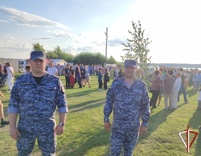 Росгвардейцы обеспечили правопорядок на музыкальном фестивале в Зауралье