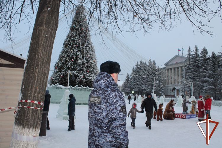 В Курганской области Росгвардия обеспечила правопорядок и безопасность в новогоднюю ночь 