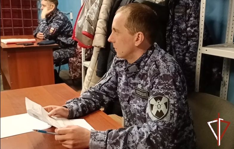 Корреспонденты курганской телекомпании понаблюдали за ходом экзамена для будущих владельцев оружия (видео)