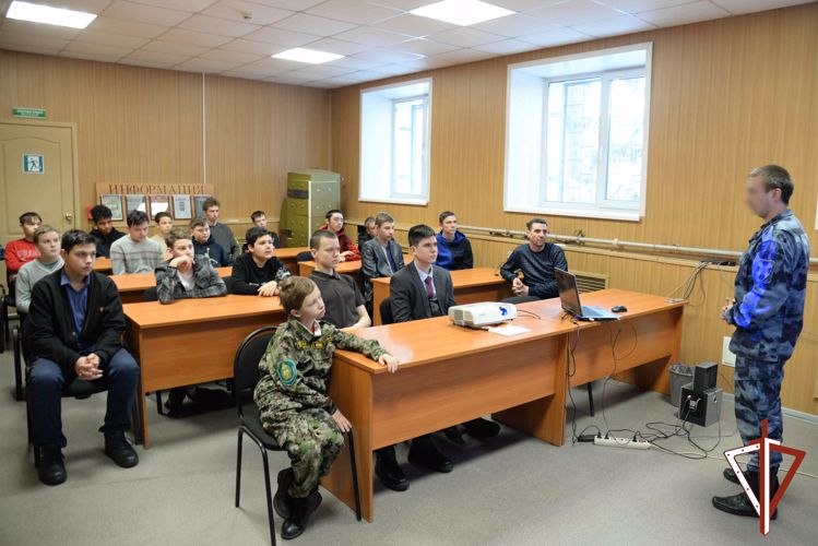 Росгвардия проводит патриотическую акцию «Неделя мужества» в Зауралье