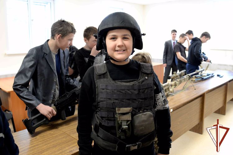 Росгвардия проводит патриотическую акцию «Неделя мужества» в Зауралье