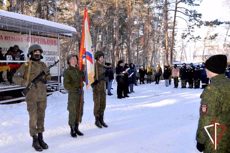 Росгвардия провела кадетский биатлон в память о погибших на Северном Кавказе офицерах курганского СОБР (видео)
