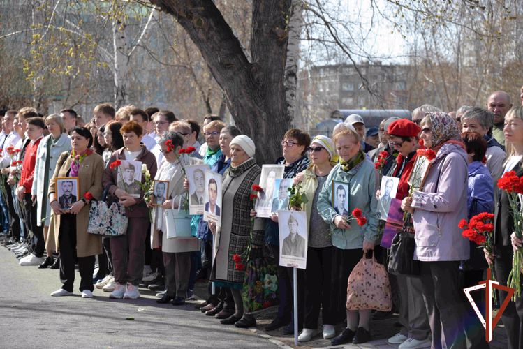 Память зауральцев - ликвидаторов аварии на Чернобыльской АЭС почтили представители Росгвардии