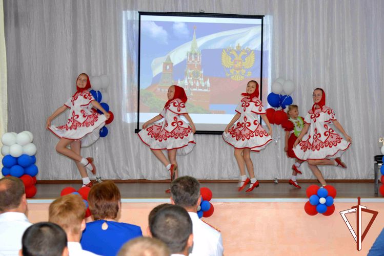 Ко Дню России росгвардейцы в Курганской области проводят патриотические мероприятия