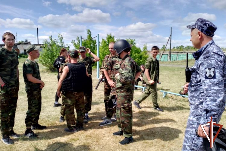 «Каникулы с Росгвардией» проходят в Курганской области
