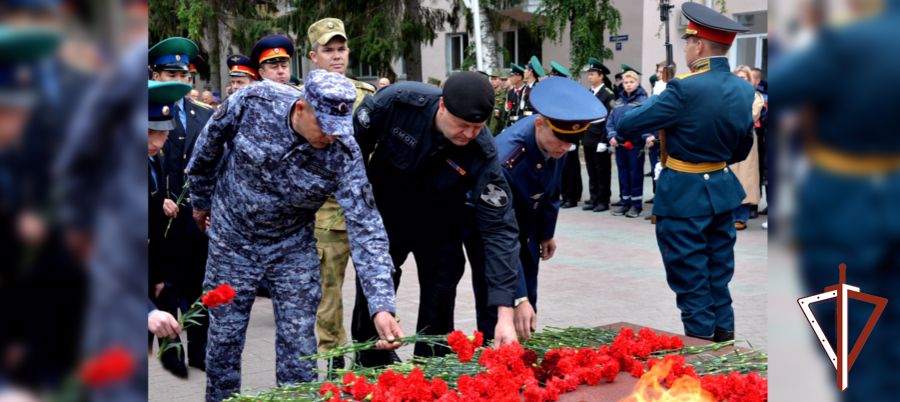 Росгвардейцы почтили память зауральцев - защитников Отечества