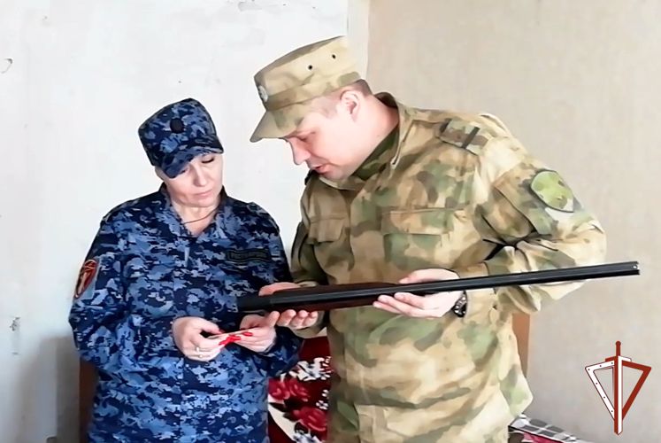Зауральцы сдают в Росгвардию незаконно хранящееся и зарегистрированное оружие за вознаграждение