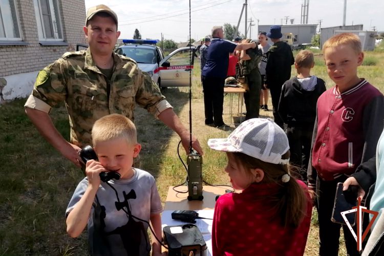 «Каникулы с Росгвардией» проходят в Курганской области