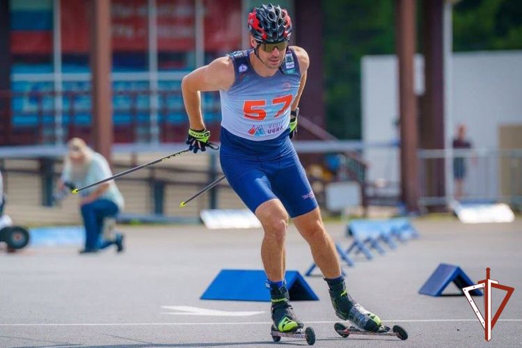 Спортсмен из Росгвардии победил на чемпионате России по лыжероллерам-2023