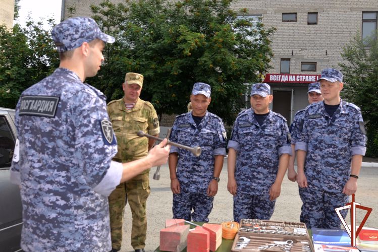 В Управлении Росгвардии по Курганской области стартовал летний период подготовки (видео)