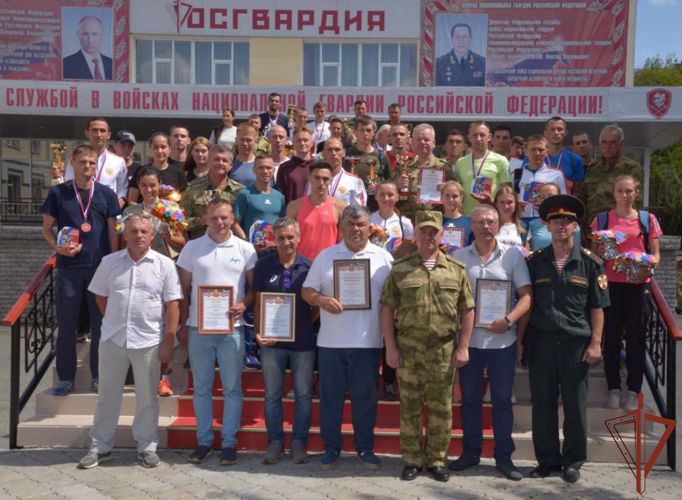 Чемпионаты Росгвардии по служебному биатлону и легкоатлетическому кроссу завершились в Екатеринбурге