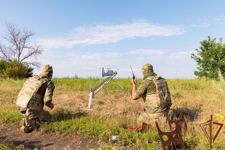 Военнослужащие Росгвардии выявляют пособников ВСУ при помощи беспилотников