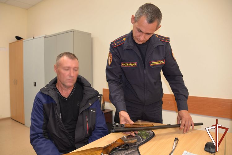 Сотрудники Росгвардии изъяли из оборота более 250 единиц оружия  в Зауралье 