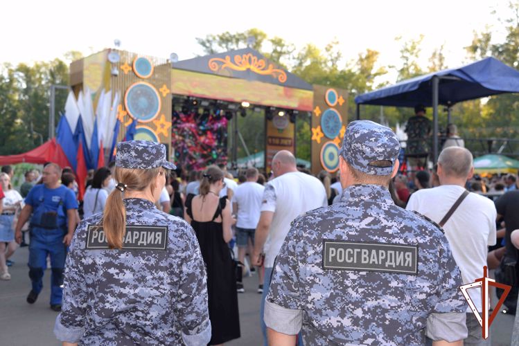 Сотрудники Росгвардии обеспечили безопасность празднования 344-летия города Кургана (видео)
