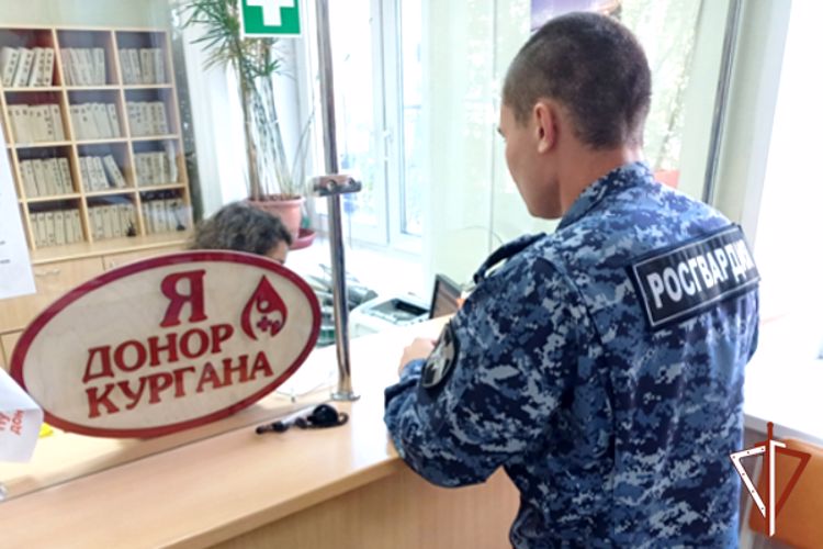 Росгвардейцы сдали кровь для медучреждений Курганской области (видео)