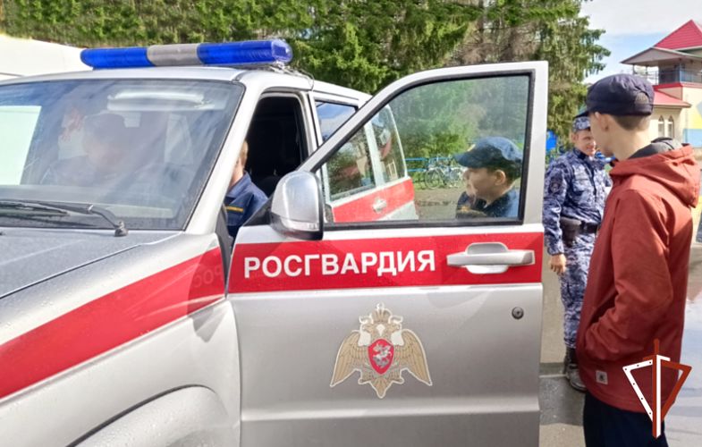 Росгвардия поддержала всероссийскую акцию «Вместе против террора» в Зауралье (видео)