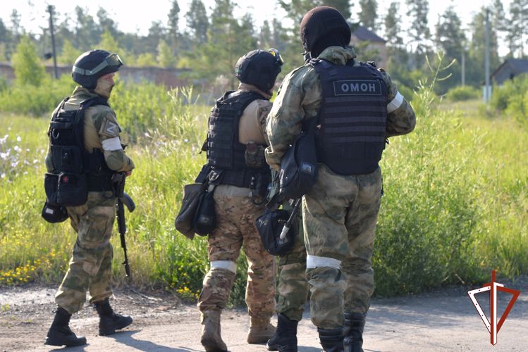 Занятия по боевой подготовке спецподразделений Росгвардии состоялись в Зауралье 