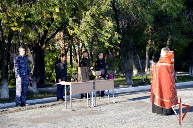 Росгвардейцы в Кургане приняли участие в молебне о здравии участников спецоперации