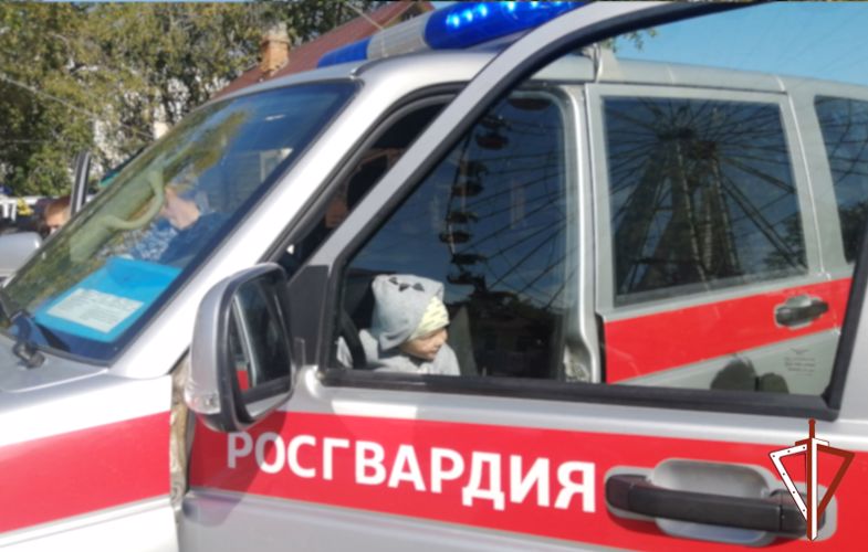 Тематические встречи провели росгвардейцы с юными зауральцами