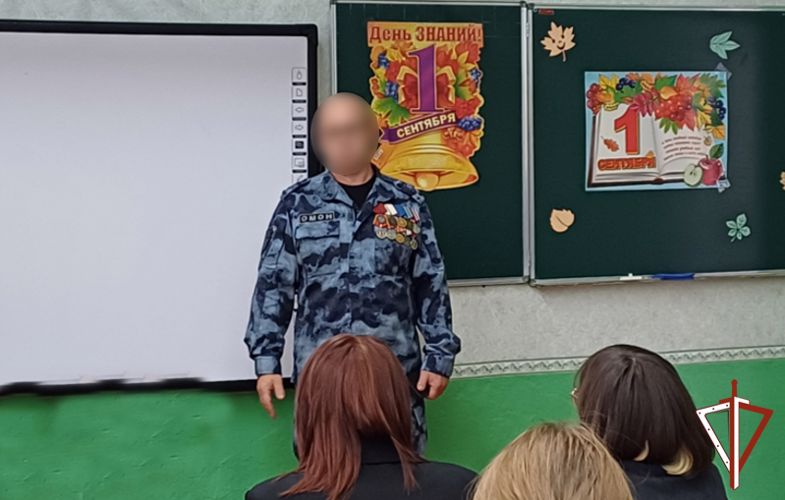 Торжества с участием представителей Росгвардии состоялись в учреждениях образования Зауралья