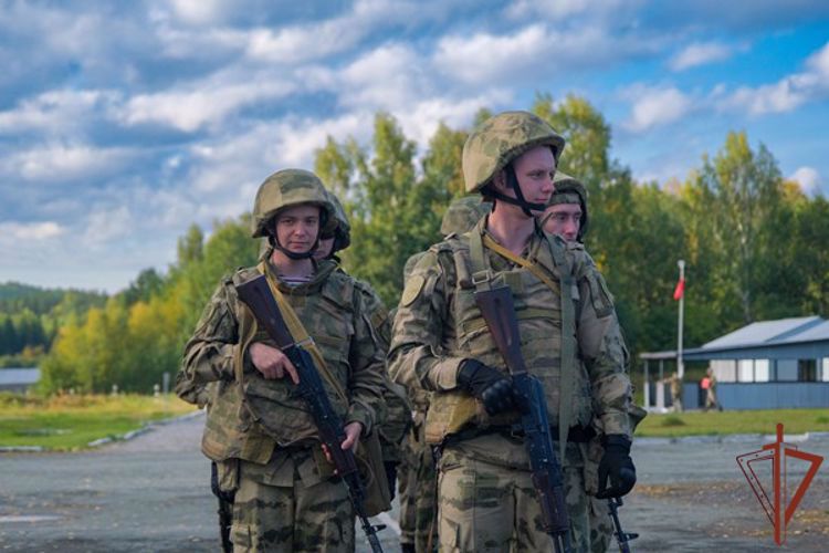 Завершился учебно-методический сбор с офицерами-выпускниками военных вузов в Уральском округе