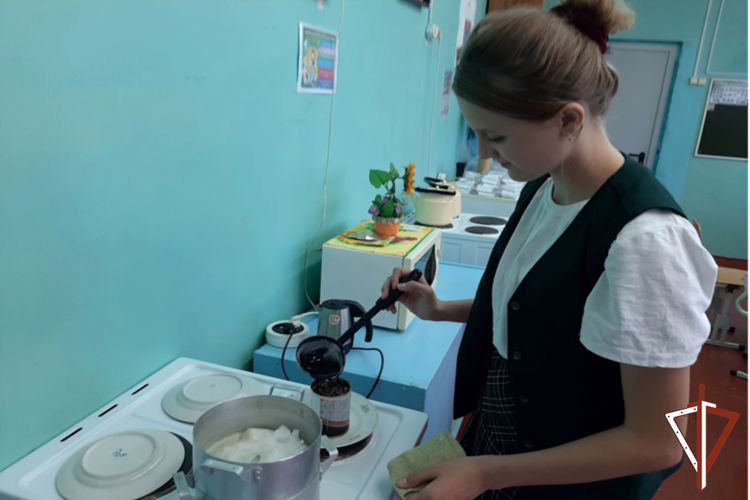 Ветераны войск правопорядка и подшефные школьники из Кургана поддержали земляков - участников СВО
