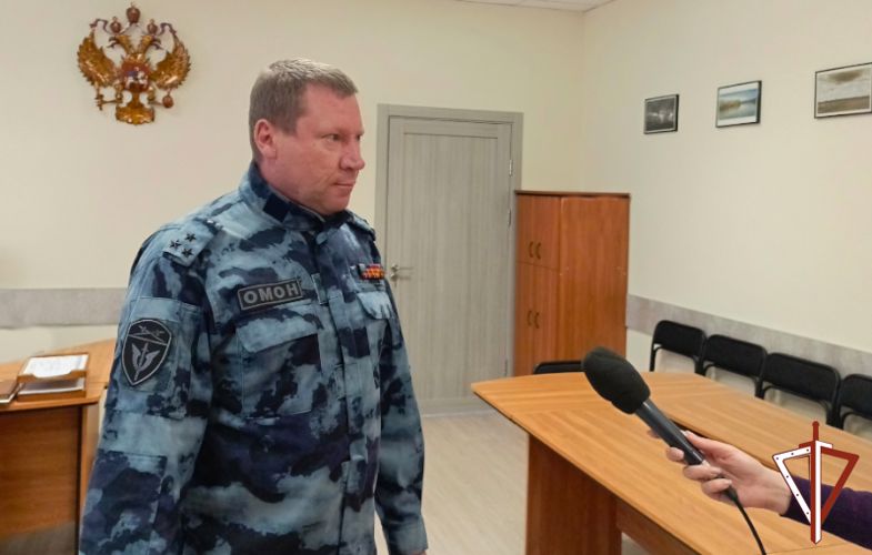 Сотрудники ОМОН  Росгвардии  рассказали курганским журналистам о своей службе (видео)