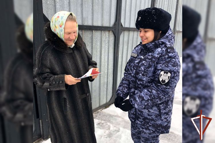 Ветеранов вневедомственной охраны поздравили росгвардейцы с профессиональным праздником в Зауралье 