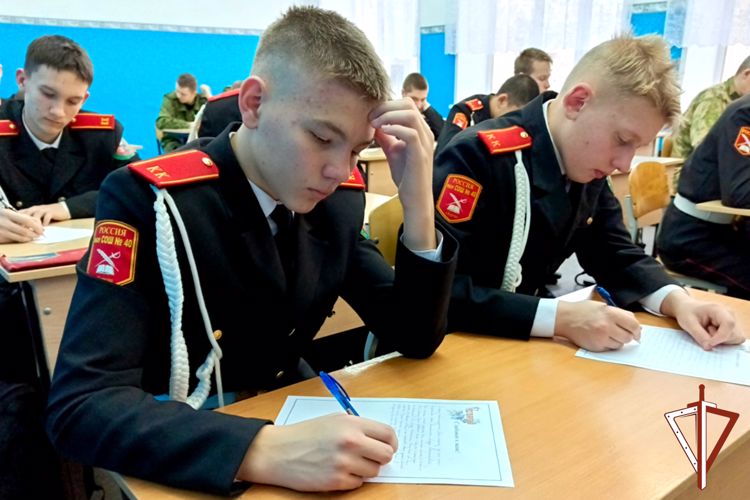 Ежегодная Всероссийская ведомственная акция Росгвардии «С любовью к маме» проходит в Зауралье (видео)