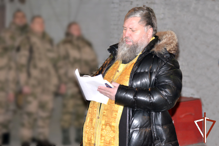 Представители Росгвардии встретились со служителями Русской православной церкви в Зауралье