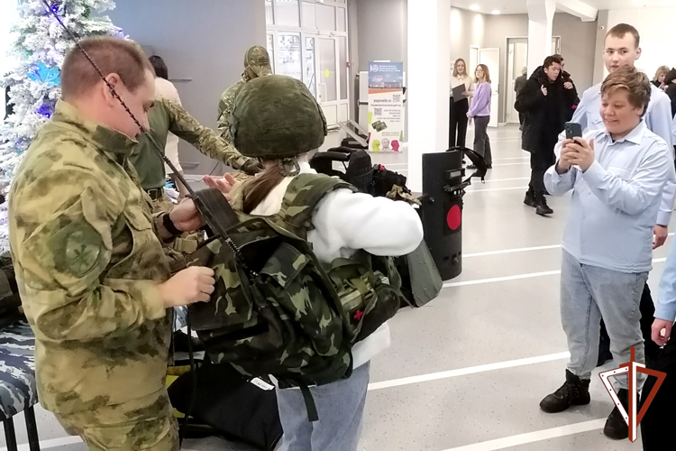 Росгвардия приняла участие в патриотическом интерактивном мероприятии для курганской молодежи
