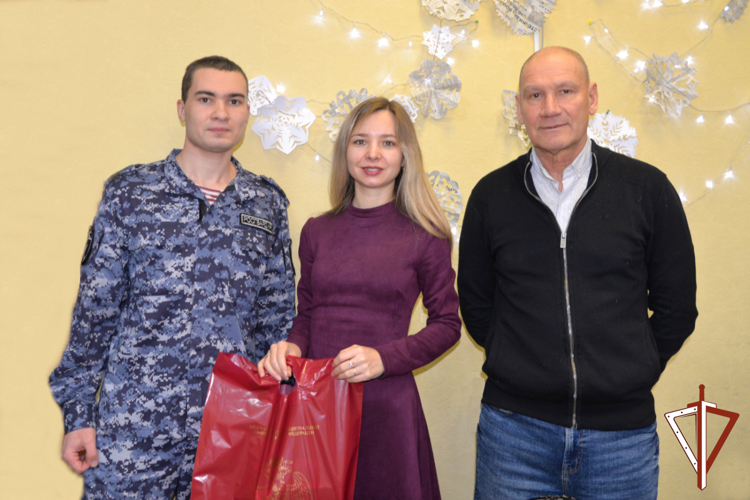 Росгвардия поздравила курганских журналистов с Днем российской печати