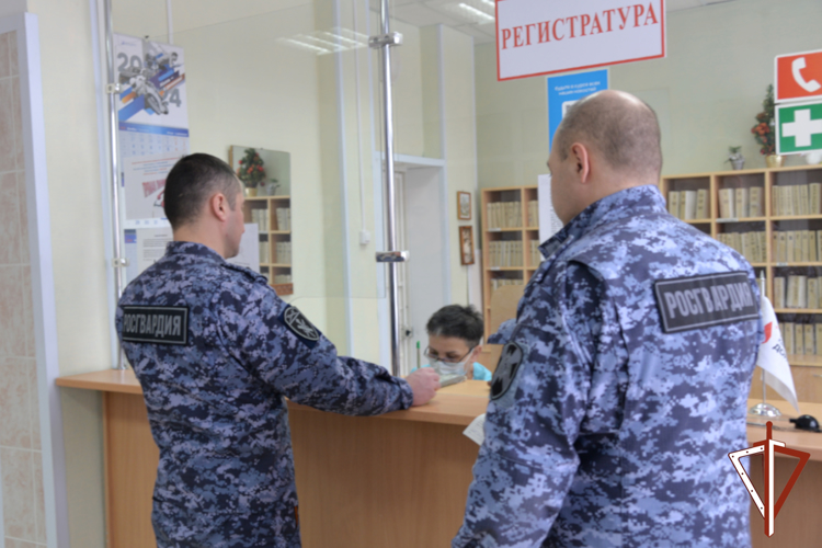 Росгвардейцы присоединились к всероссийской ведомственной донорской акции в Зауралье (видео)