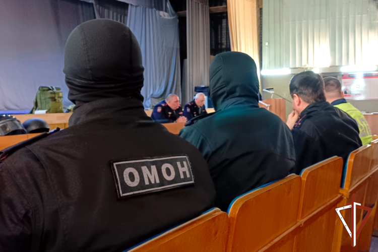 Росгвардия проводит профориентационные встречи с зауральской молодежью