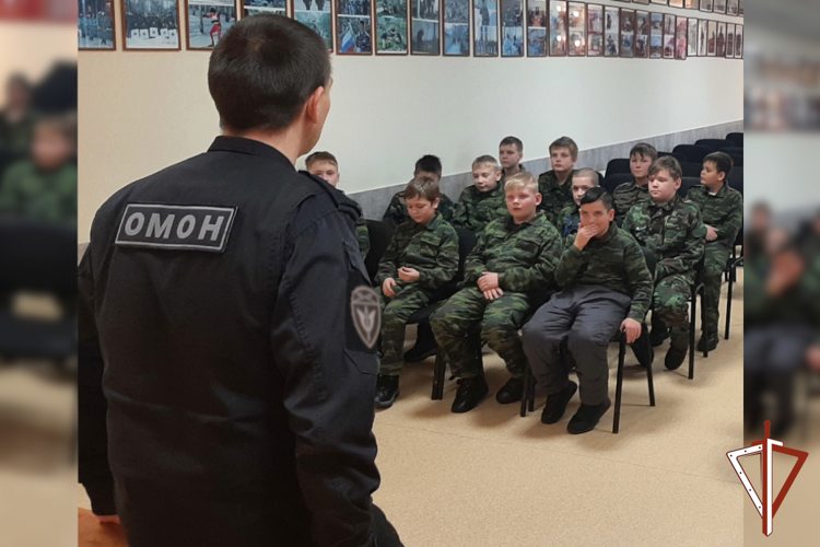 Росгвардия принимает активное участие в патриотическом воспитании молодежи Зауралья