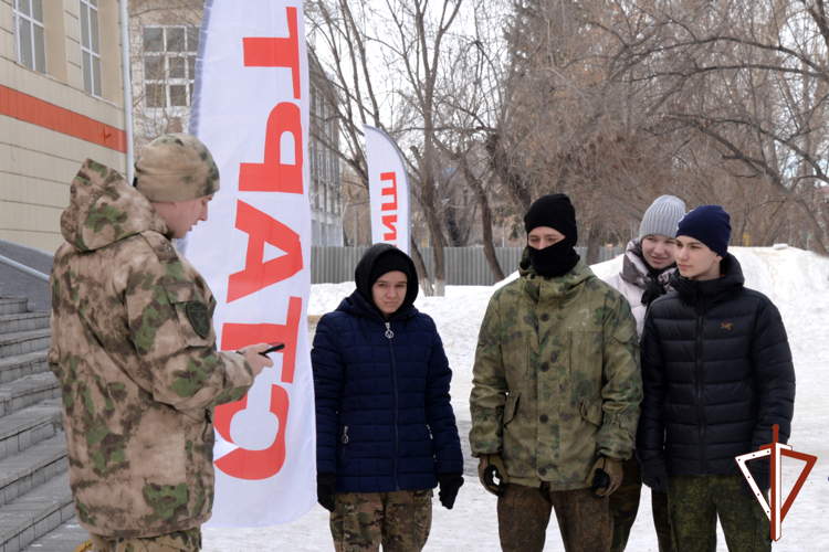 Росгвардия выступила соорганизатором военно-спортивной игры «Полигон-шоу» для  курганских школьников