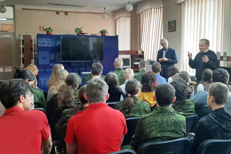 Зауральские школьники приняли участие в слете кадетов Уральского округа Росгвардии 