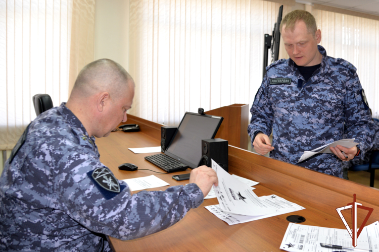 Росгвардейцы написали «Диктант Победы» в Зауралье