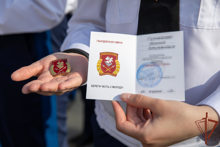 Зауральские школьники приняли участие в слете кадетов Уральского округа Росгвардии 