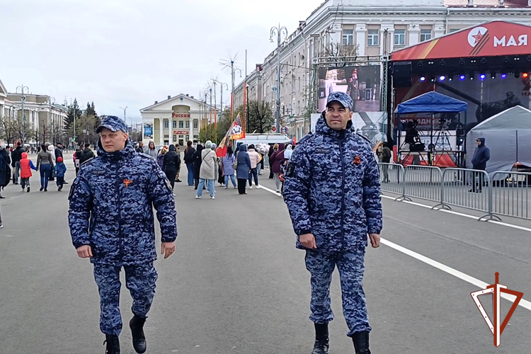 Росгвардия в Зауралье обеспечила правопорядок на праздничных мероприятиях 9 Мая 