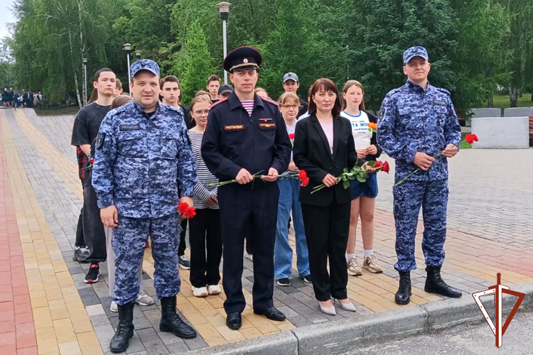 Посвященные Дню памяти и скорби патриотические мероприятия провела Росгвардия в Зауралье