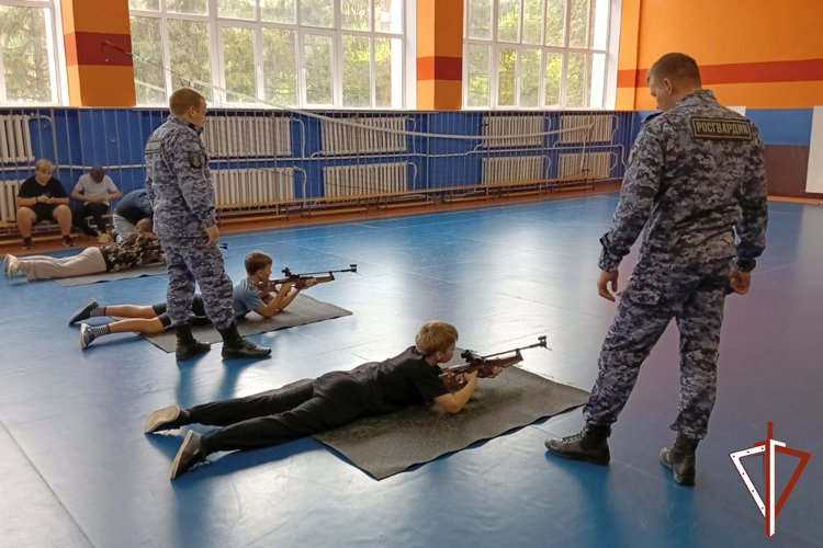 Посвященные Дню памяти и скорби патриотические мероприятия провела Росгвардия в Зауралье
