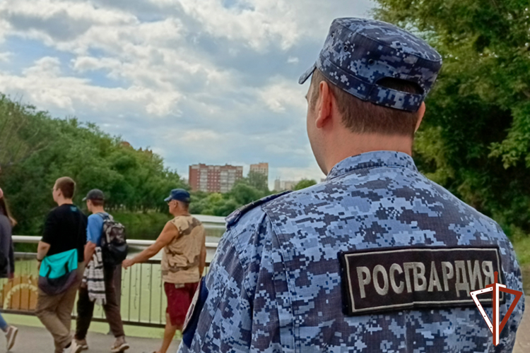 Подразделения Росгвардии обеспечили безопасность крупных мероприятий в Зауралье