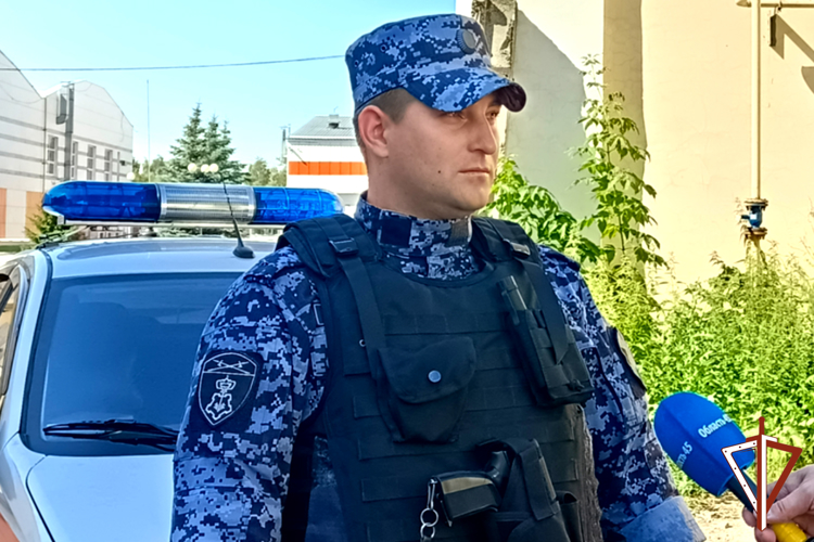 Сюжет о служебных буднях сотрудников вневедомственной охраны Росгвардии вышел на курганском ТВ (видео)