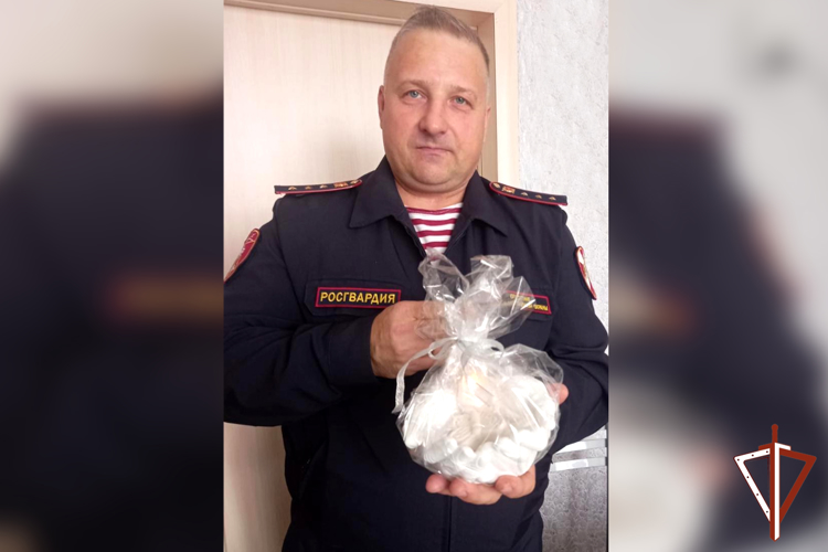 Ко Дню вневедомственной охраны росгвардейцы провели тематические встречи со школьниками в Зауралье