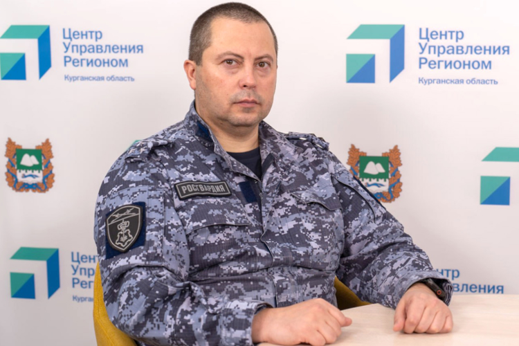 В Кургане офицер Росгвардии в прямом эфире рассказал о задачах вневедомственной охраны (видео)